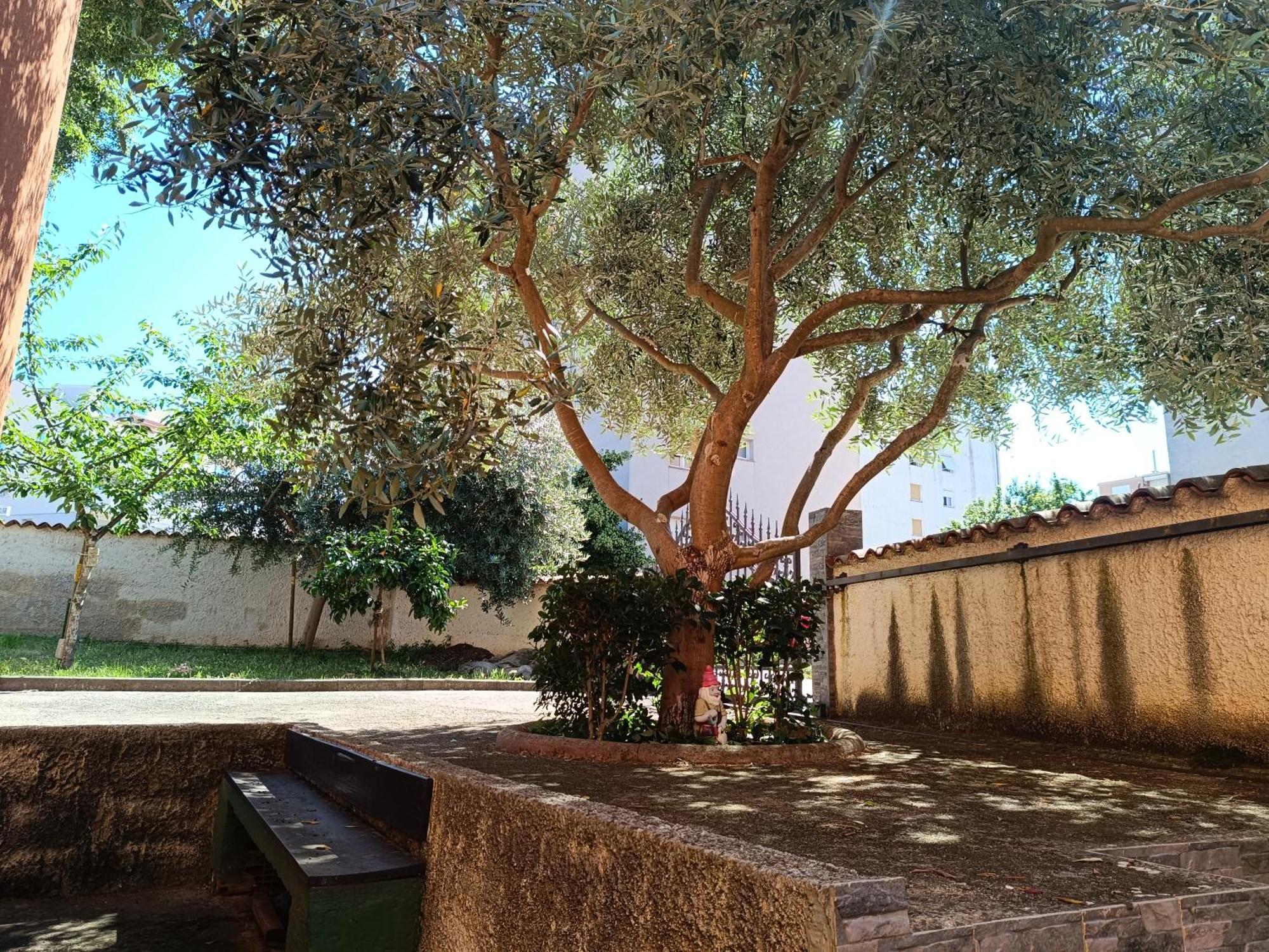 Villa Helena Pula Exterior foto